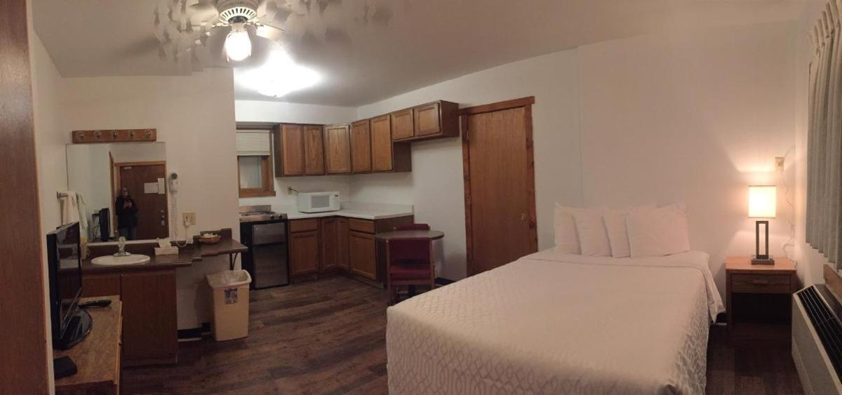 The Sturgis Motel Dış mekan fotoğraf