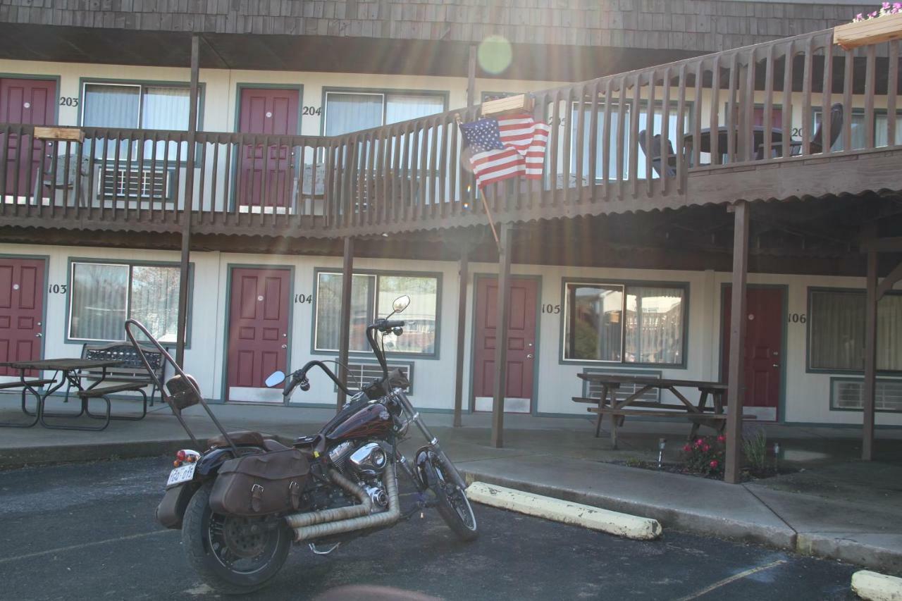 The Sturgis Motel Dış mekan fotoğraf